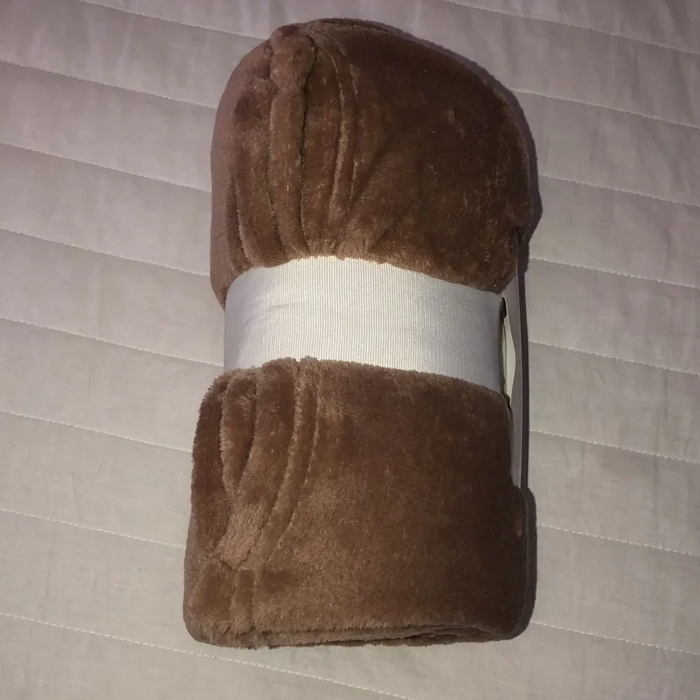 WS Tan Light Brown Plush Throw